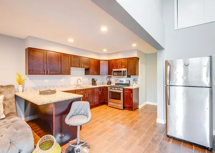 5 Mi To Midway: Walkable * Chicago
